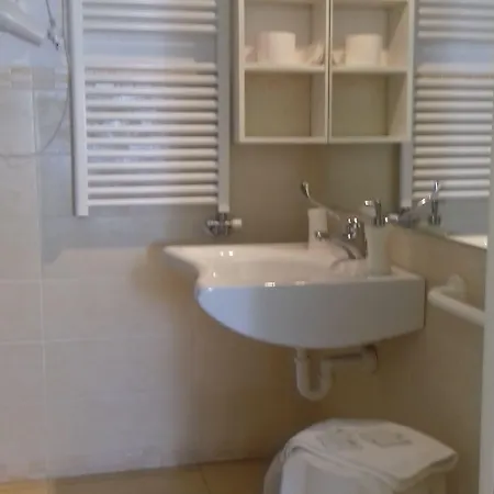 Dimora Di Bosco & Breakfast